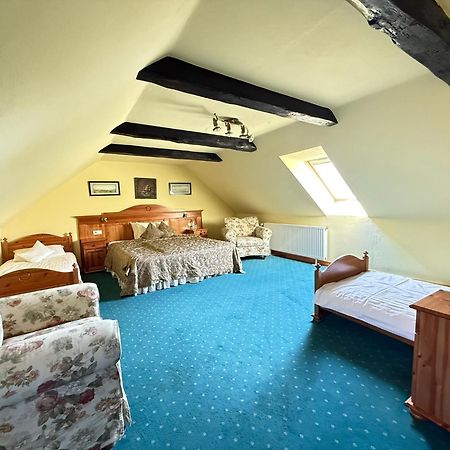Gosciniec Zamkowy Hotel Darlowo Luaran gambar