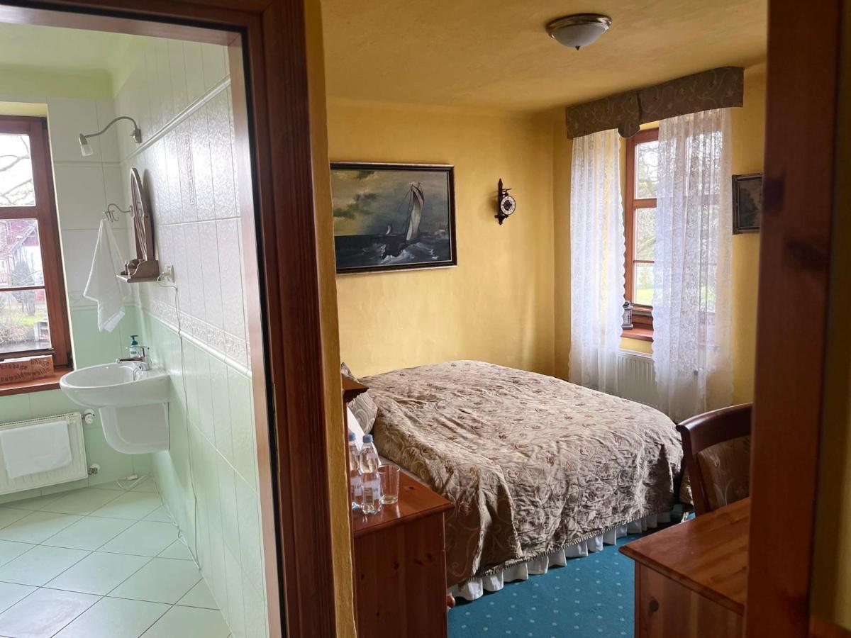 Gosciniec Zamkowy Hotel Darlowo Luaran gambar