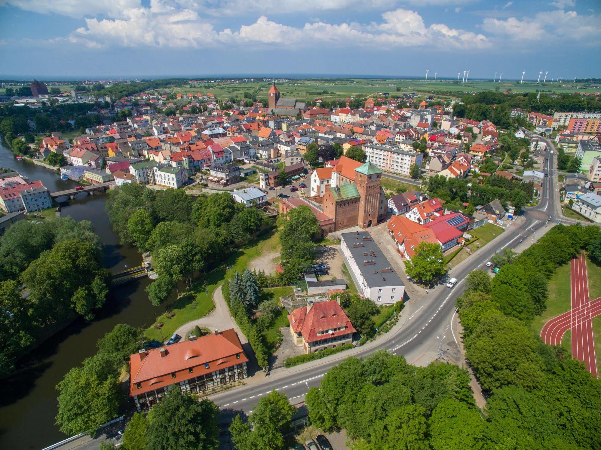 Gosciniec Zamkowy Hotel Darlowo Luaran gambar